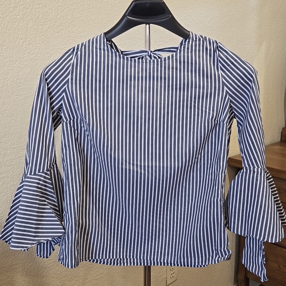 Bell Sleeved Blouse